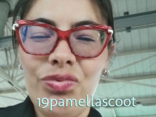 19pamellascoot Straponles