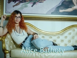 Alice_Bathoty Straponles