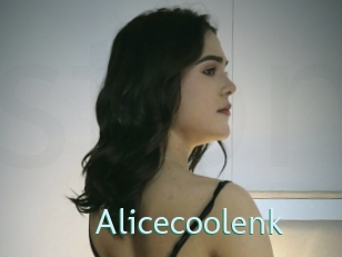 alicecoolenk Straponles