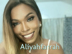 aliyahfarrah Straponles
