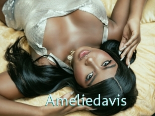 ameliedavis Straponles