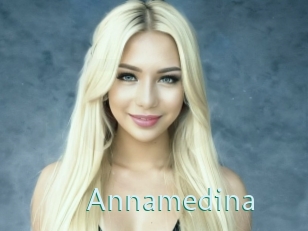 annamedina Straponles