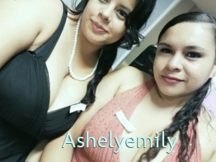 ashelyemily Straponles