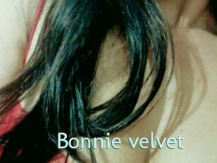 Bonnie_velvet