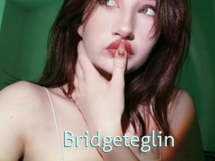 bridgeteglin Straponles