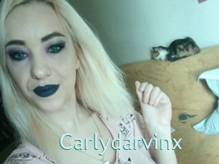 carlydarvinx Straponles