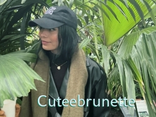 Cuteebrunette