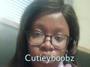Cutieyboobz