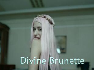 Divine_Brunette