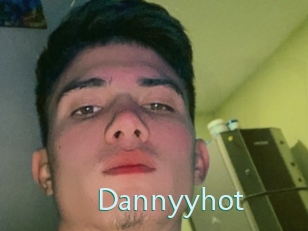 dannyyhot Straponles
