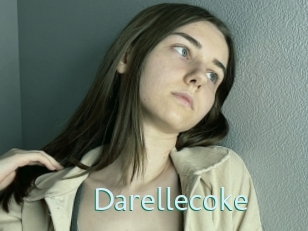 darellecoke Straponles