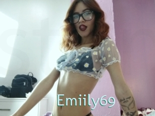 emiily69 Straponles