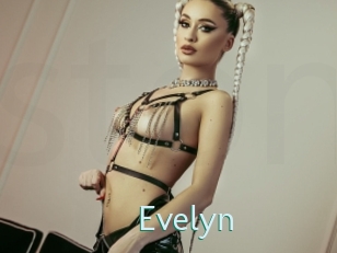 evelyn Straponles