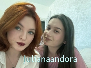 julianaandora Straponles