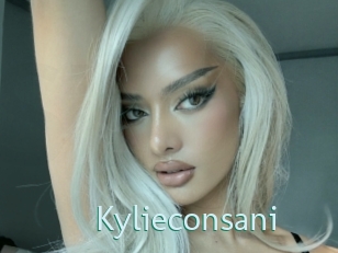 kylieconsani Straponles