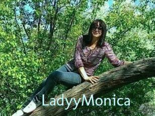 LadyyMonica