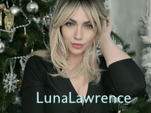 LunaLawrence Straponles