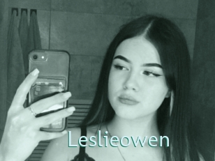 leslieowen Straponles