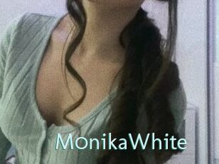 M0nikaWhite