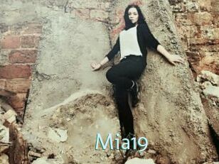 Mia19