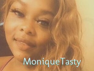 MoniqueTasty