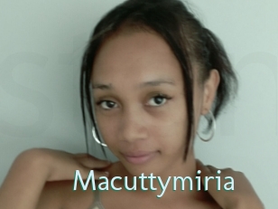 macuttymiria Straponles