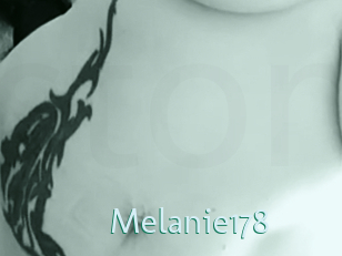 melanie178 Straponles