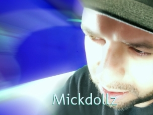mickdollz Straponles