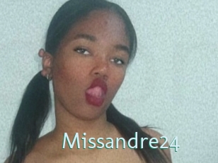 missandre24 Straponles