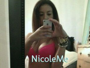 NicoleMe