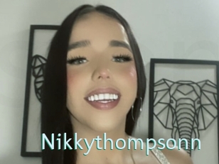 nikkythompsonn Straponles