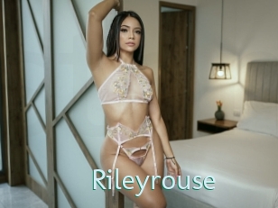 rileyrouse Straponles