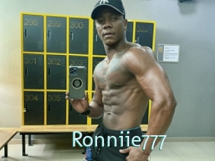 ronniie777 Straponles