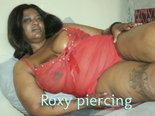 Roxy_piercing