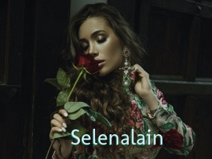 selenalain Straponles