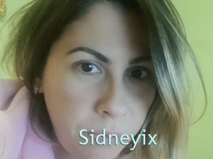 sidneyix Straponles