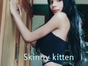 skinny_kitten Straponles