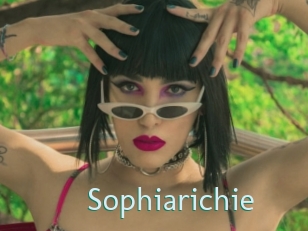 sophiarichie Straponles