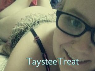 TaysteeTreat Straponles