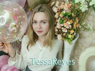 TessaReyes Straponles