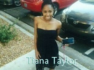 Tiana_Taylor Straponles
