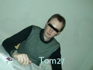 Tom27 Straponles