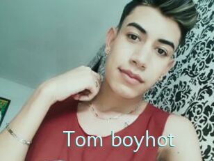 Tom_boyhot