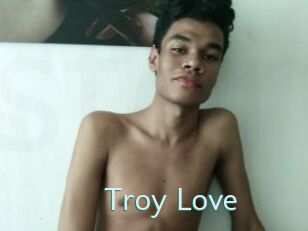 Troy_Love Straponles