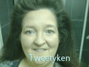Tweetyken Straponles