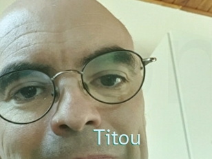 titou Straponles