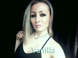 LaraVanilla Straponles