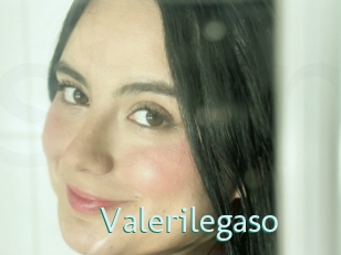 valerilegaso Straponles