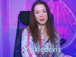 Vickiedevis