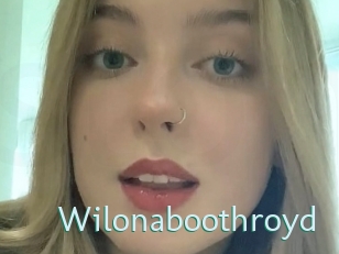 wilonaboothroyd Straponles